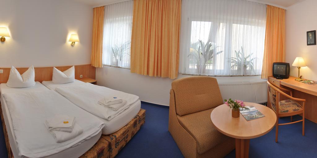 Pension Lindenhof Kromsdorf Room photo