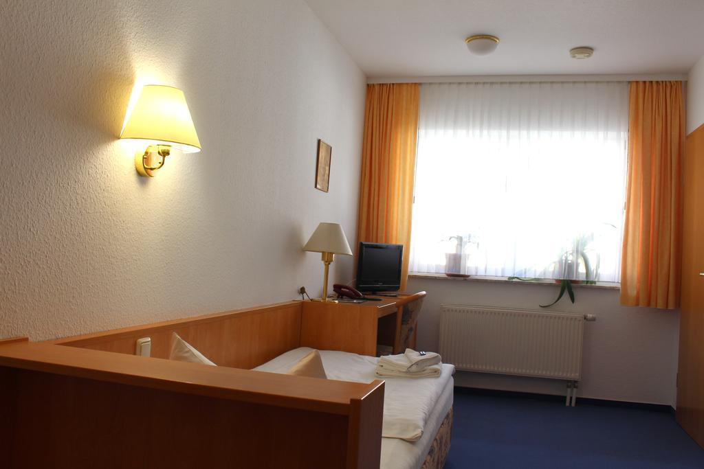 Pension Lindenhof Kromsdorf Exterior photo